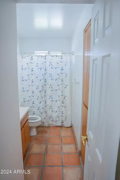 Bath - 1119 E Balboa Dr, Tempe, AZ 85282 photo 3 of 5
