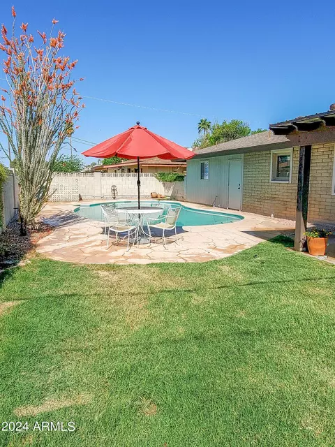 Exterior - 1119 E Balboa Dr, Tempe, AZ 85282 photo 9 of 14