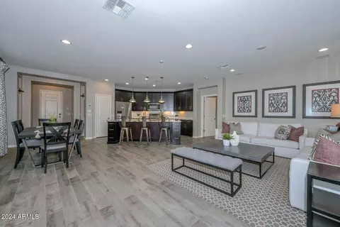 Living - 2817 E Hidalgo Ave, Phoenix, AZ 85040 photo 6 of 8