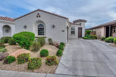 Exterior - 2817 E Hidalgo Ave, Phoenix, AZ 85040 photo 9 of 12