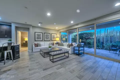 Living - 2817 E Hidalgo Ave, Phoenix, AZ 85040 photo 2 of 8
