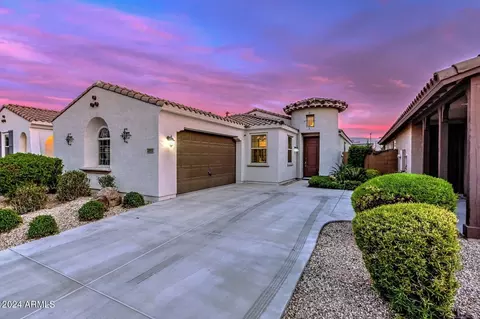 Exterior - 2817 E Hidalgo Ave, Phoenix, AZ 85040 photo 11 of 12