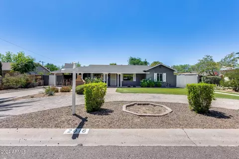 2016 N 38th St, Phoenix, AZ 85008