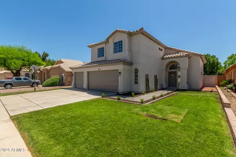 Exterior - 623 W Verano Pl, Gilbert, AZ 85233 photo 6 of 24