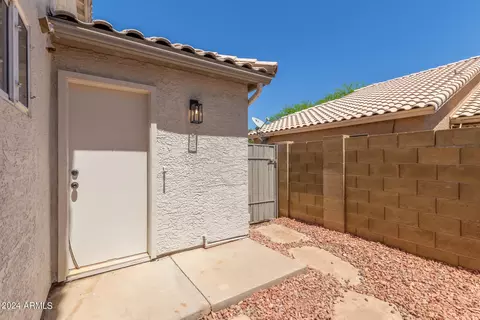 Exterior - 623 W Verano Pl, Gilbert, AZ 85233 photo 19 of 24