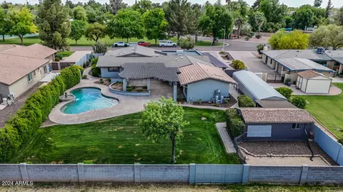 View/Area - 1020 El Freda Rd, Tempe, AZ 85284 photo 4 of 14