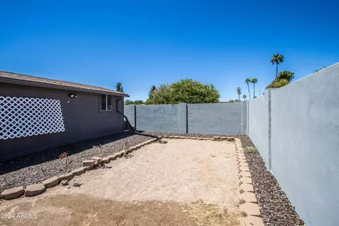 Exterior - 1020 El Freda Rd, Tempe, AZ 85284 photo 18 of 21