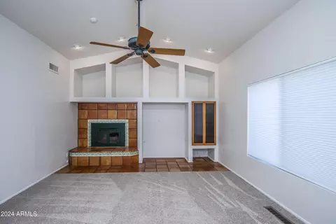 Living - 1020 El Freda Rd, Tempe, AZ 85284 photo 4 of 7