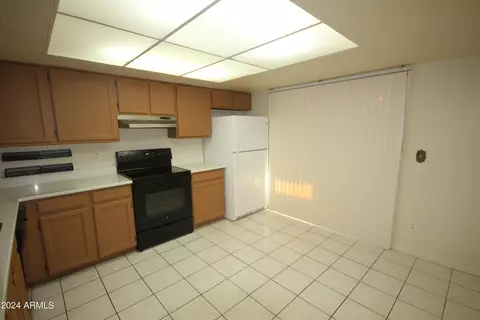 2845 E Tracy Ln #4, Phoenix, AZ 85032 photo 8