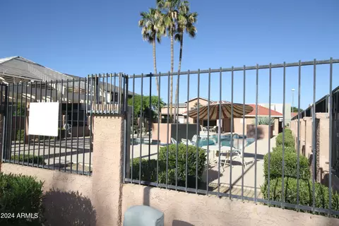 2845 E Tracy Ln #4, Phoenix, AZ 85032 photo 26