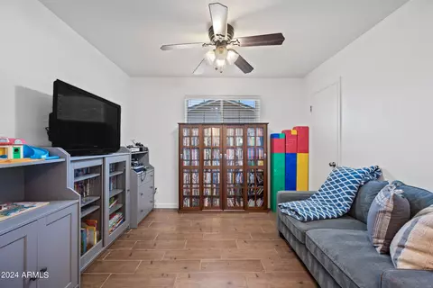 Living - 4939 E Palm Ln, Phoenix, AZ 85008 photo 6 of 6