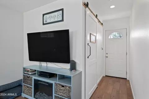 Living - 4939 E Palm Ln, Phoenix, AZ 85008 photo 3 of 6