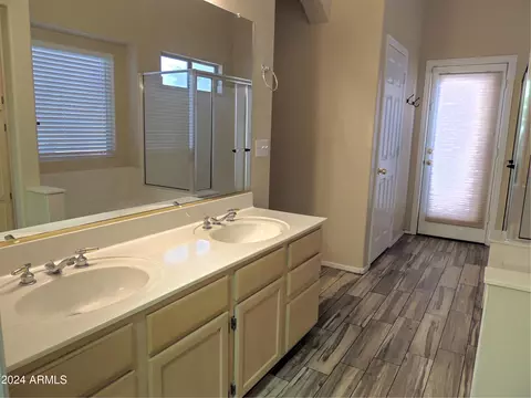 15445 S 44th Pl, Phoenix, AZ 85044 photo 8