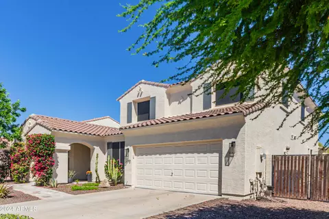 Exterior - 3272 E Blue Ridge Way, Gilbert, AZ 85298 photo 2 of 10