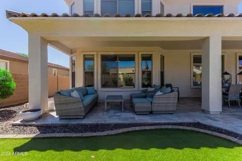Exterior - 3272 E Blue Ridge Way, Gilbert, AZ 85298 photo 9 of 10