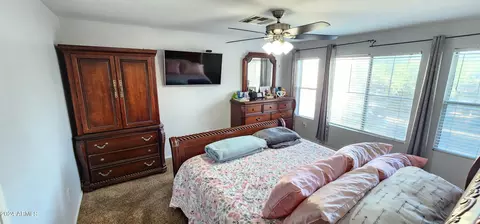 Bedroom - 4138 E Orchid Ln, Gilbert, AZ 85296 photo 3 of 8