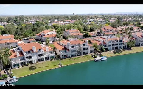 10080 E Mountainview Lake Dr #260, Scottsdale, AZ 85258
