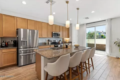 Kitchen - 1305 E Fremont Rd, Phoenix, AZ 85042 photo 2 of 6