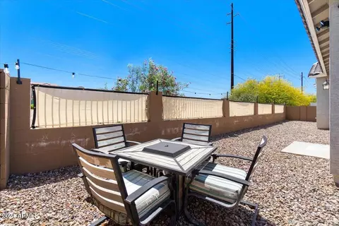 Exterior - 1305 E Fremont Rd, Phoenix, AZ 85042 photo 5 of 11