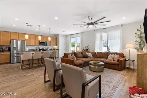 Living - 1305 E Fremont Rd, Phoenix, AZ 85042 photo 3 of 3
