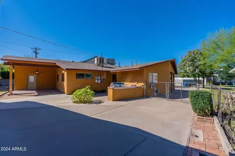 3837 N 43rd St, Phoenix, AZ 85018 photo 14