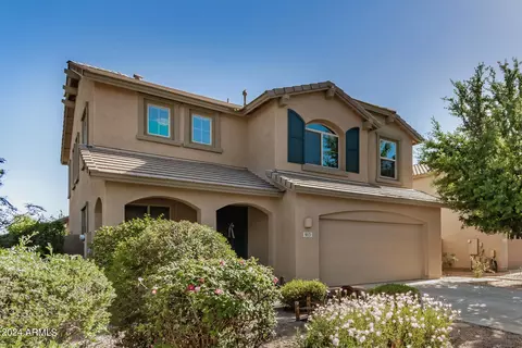 Exterior - 913 Euclid Ave, Gilbert, AZ 85297 photo 2 of 17