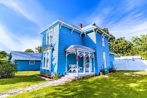 323 S 4th St, Williams, AZ 86046