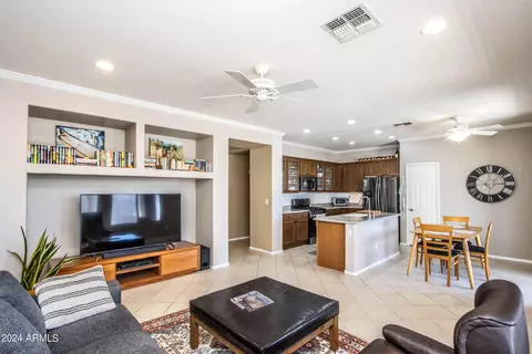 2589 W Kit Carson Trl, Phoenix, AZ 85086 photo 3