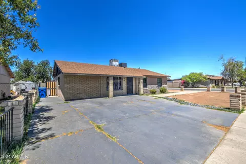 4862 W Almeria Rd, Phoenix, AZ 85035