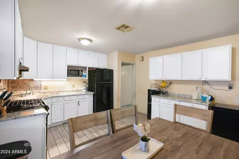 5701 N 37th Ave, Phoenix, AZ 85019 photo 10