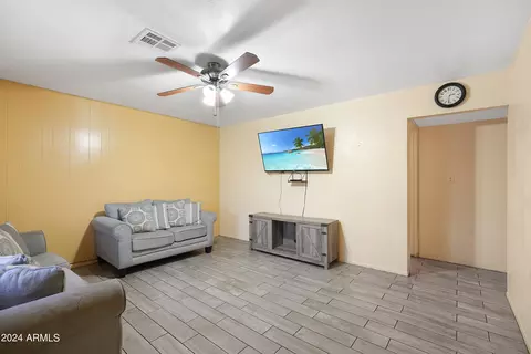 5701 N 37th Ave, Phoenix, AZ 85019 photo 6