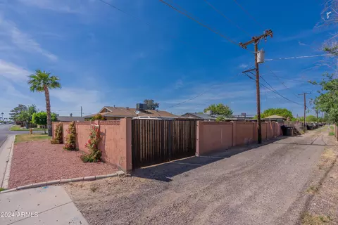 5701 N 37th Ave, Phoenix, AZ 85019 photo 4