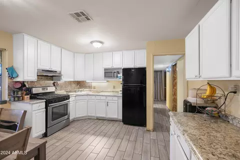 5701 N 37th Ave, Phoenix, AZ 85019 photo 9