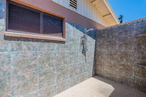 Exterior - 16608 N 18th Pl, Phoenix, AZ 85022 photo 19 of 20