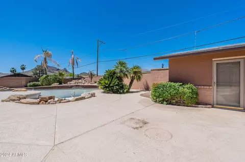 Exterior - 16608 N 18th Pl, Phoenix, AZ 85022 photo 7 of 20