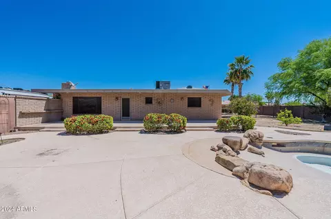Exterior - 16608 N 18th Pl, Phoenix, AZ 85022 photo 9 of 20