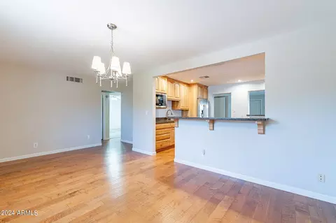 Dining - 16608 N 18th Pl, Phoenix, AZ 85022 photo 1 of 1