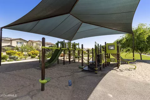 View/Area - 1817 S Wallrade Ln, Gilbert, AZ 85295 photo 1 of 2