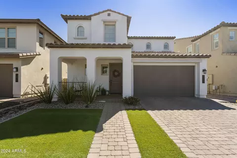 1817 S Wallrade Ln, Gilbert, AZ 85295