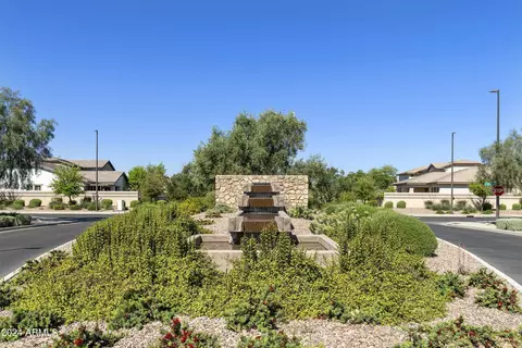 Exterior - 1817 S Wallrade Ln, Gilbert, AZ 85295 photo 8 of 8