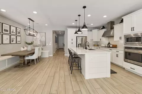 Kitchen - 1817 S Wallrade Ln, Gilbert, AZ 85295 photo 2 of 8