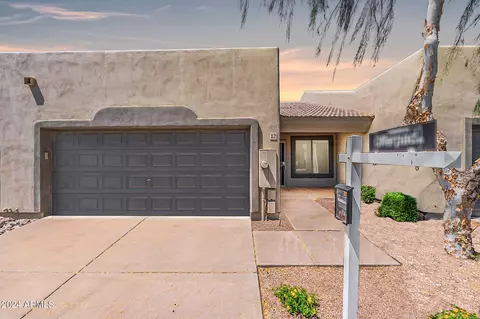 64 N 63rd St #12, Mesa, AZ 85205