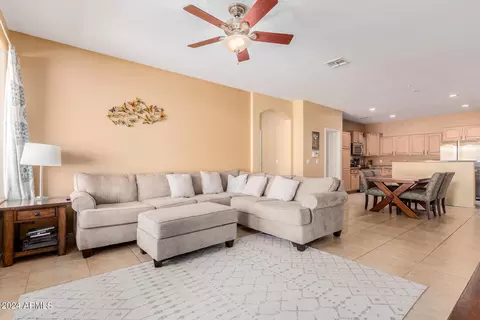 Living - 2310 W Beverly Rd, Phoenix, AZ 85041 photo 1 of 5