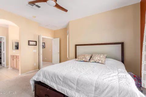 Bedroom - 2310 W Beverly Rd, Phoenix, AZ 85041 photo 2 of 7