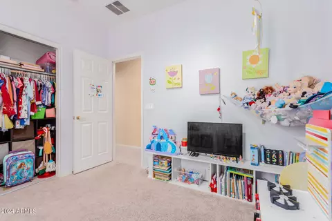 Bedroom - 2310 W Beverly Rd, Phoenix, AZ 85041 photo 4 of 7