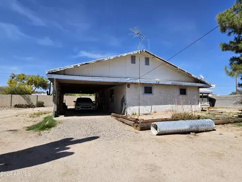 948 N Crismon Rd, Mesa, AZ 85207