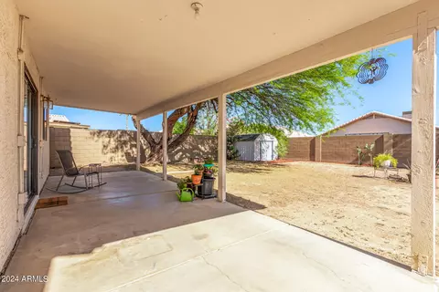 Exterior - 2041 E Patrick Ln, Phoenix, AZ 85024 photo 3 of 12