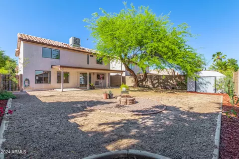 Exterior - 2041 E Patrick Ln, Phoenix, AZ 85024 photo 5 of 12