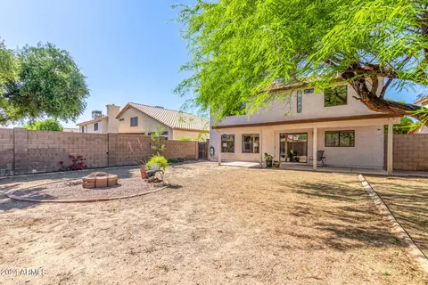 Exterior - 2041 E Patrick Ln, Phoenix, AZ 85024 photo 7 of 12