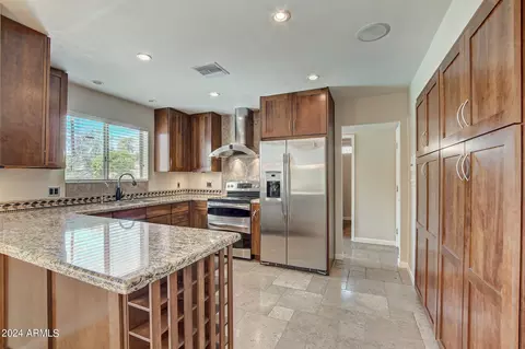 521 E Fairmont Dr, Tempe, AZ 85282 photo 11